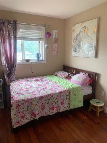 10133 115 Avenue, Grande Prairie, AB - Indoor Photo Showing Bedroom