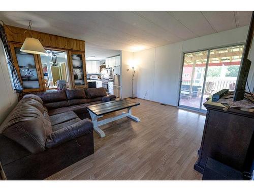 715077 Range Road 34, Rural Grande Prairie No. 1, County Of, AB - Indoor Photo Showing Living Room