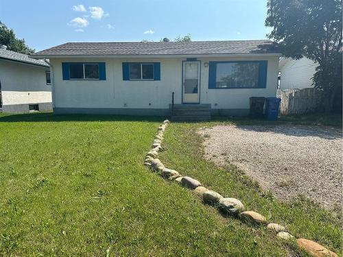 4817 48 Avenue, Grimshaw, AB - Outdoor