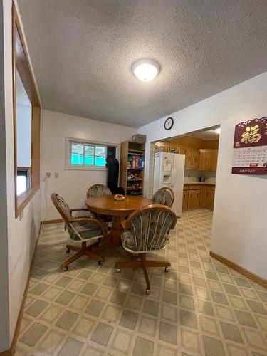 4928 59Th Avenue, High Prairie, AB - Indoor Photo Showing Other Room