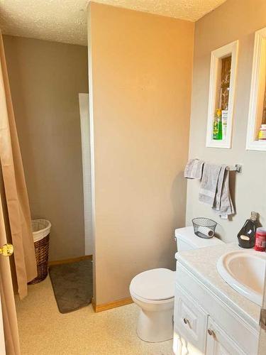 11414 Norris Crescent, Grande Cache, AB - Indoor Photo Showing Bathroom