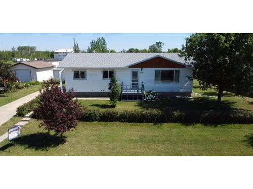 924 4 Avenue, Hines Creek, AB - Outdoor