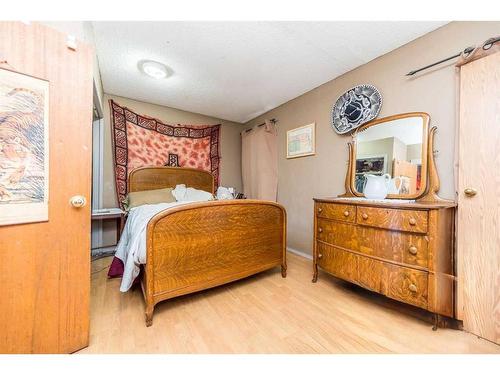 9513 108 Avenue, Grande Prairie, AB - Indoor Photo Showing Bedroom