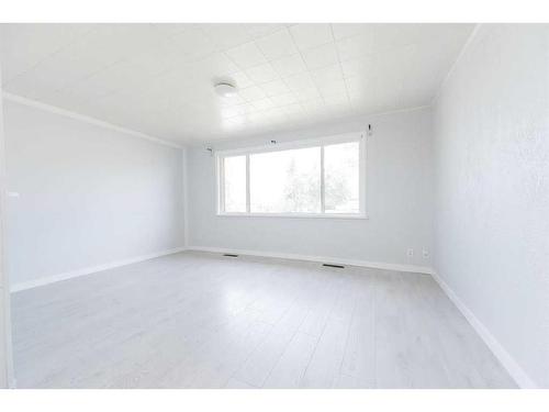 9513 108 Avenue, Grande Prairie, AB - Indoor Photo Showing Other Room