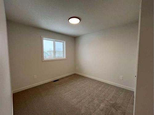 8646 121 Avenue, Grande Prairie, AB - Indoor Photo Showing Other Room