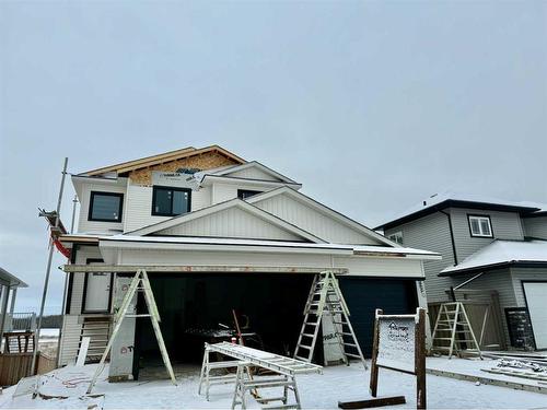 7045 85 Street, Grande Prairie, AB - Outdoor