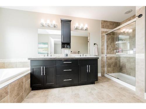 8938 94 Avenue, Grande Prairie, AB - Indoor Photo Showing Bathroom