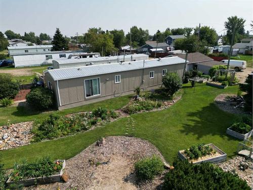 4709 50 Avenue, Grimshaw, AB - Outdoor With Backyard