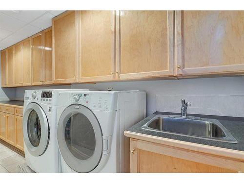 17-713019 Rr 71, Rural Grande Prairie No. 1, County Of, AB - Indoor Photo Showing Laundry Room