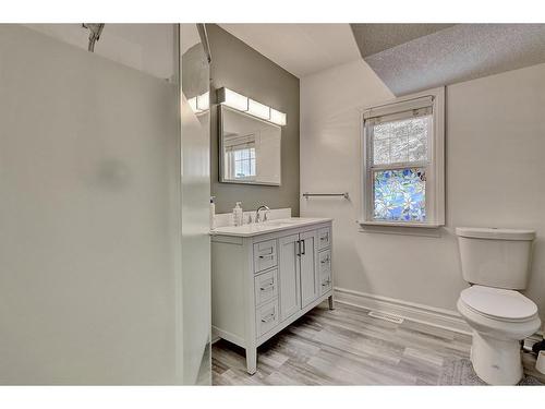 71-743010 Range Road 50, Rural Grande Prairie No. 1, County Of, AB - Indoor Photo Showing Bathroom