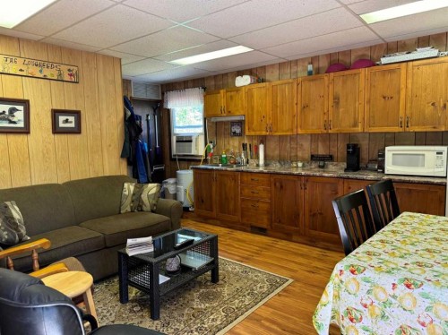 15 Cosy Cove Campground, Rural Greenview No. 16, M.D. Of, AB - Indoor