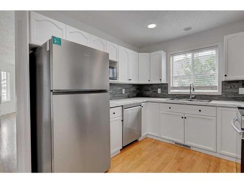 8836 106 Avenue, Grande Prairie, AB - Indoor Photo Showing Kitchen