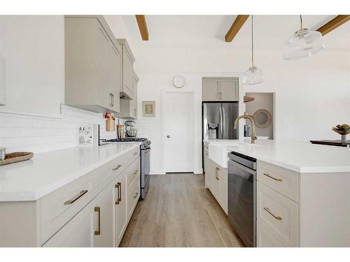 10652 148 Avenue, Rural Grande Prairie No. 1, County Of, AB - Indoor Photo Showing Kitchen With Upgraded Kitchen