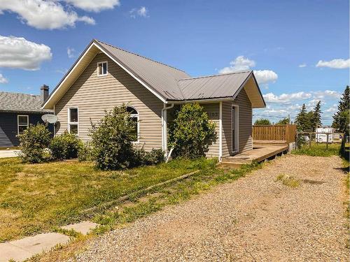 5105 44 Avenue, Spirit River, AB - Outdoor