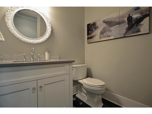 10201 67 Avenue, Grande Prairie, AB - Indoor Photo Showing Bathroom