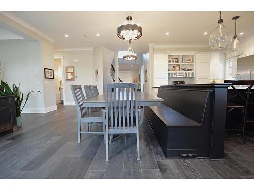 10201 67 Avenue, Grande Prairie, AB - Indoor Photo Showing Dining Room