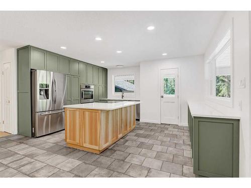 6-60031 Twp Rd 704A, Rural Grande Prairie No. 1, County Of, AB - Indoor Photo Showing Kitchen