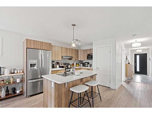 12625 102A Street, Grande Prairie, AB - Indoor Photo Showing Kitchen With Double Sink With Upgraded Kitchen