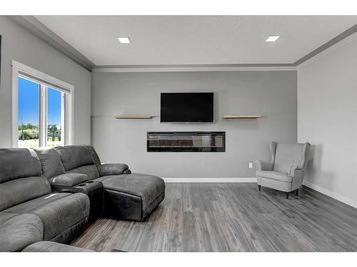 11031 33 Avenue, Rural Grande Prairie No. 1, County Of, AB - Indoor Photo Showing Living Room With Fireplace