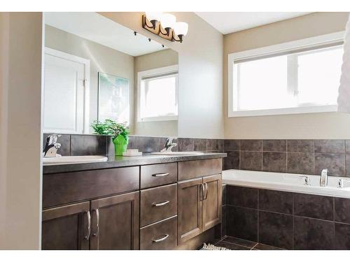 10222 154 Avenue, Rural Grande Prairie No. 1, County Of, AB - Indoor Photo Showing Bathroom