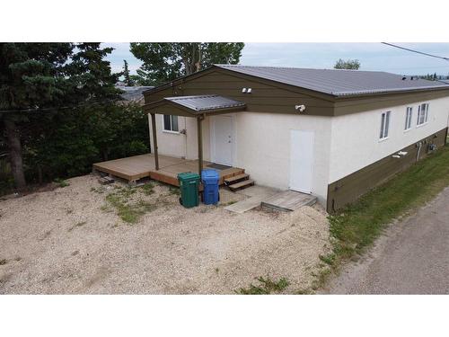 922 2 Avenue, Beaverlodge, AB - Outdoor With Exterior