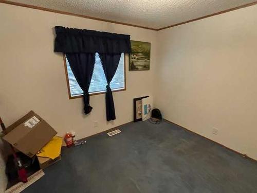 4617 53 Avenue, Grimshaw, AB - Indoor Photo Showing Other Room