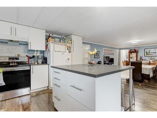 724006 Range Road 45, Rural Grande Prairie No. 1, County Of, AB - Indoor Photo Showing Kitchen