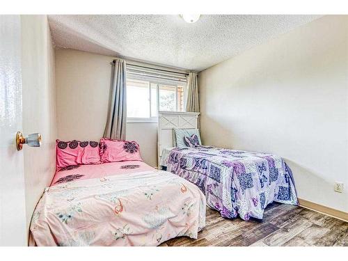 104-9740 82 Avenue, Grande Prairie, AB - Indoor Photo Showing Bedroom