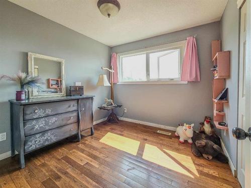 9706 104 Street, Grande Cache, AB - Indoor Photo Showing Bedroom