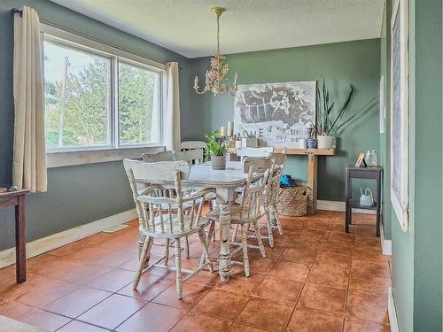 9706 104 Street, Grande Cache, AB - Indoor Photo Showing Dining Room