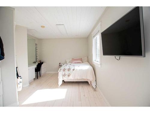 64024 Township Road 703A, Rural Grande Prairie No. 1, County Of, AB - Indoor Photo Showing Bedroom