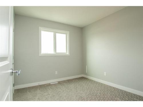 7802 91 Street, Grande Prairie, AB - Indoor Photo Showing Other Room