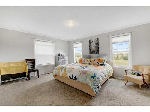 730073 Range Road 91, Rural Grande Prairie No. 1, County Of, AB - Indoor Photo Showing Bedroom