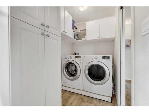 730073 Range Road 91, Rural Grande Prairie No. 1, County Of, AB - Indoor Photo Showing Laundry Room