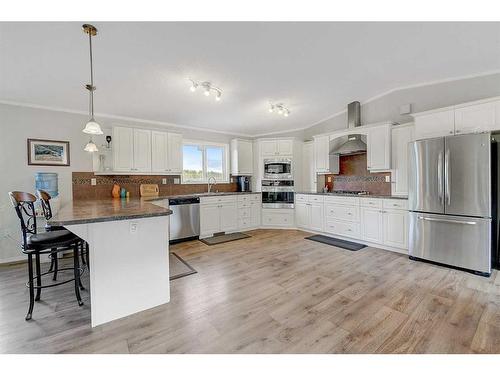 730073 Range Road 91, Rural Grande Prairie No. 1, County Of, AB - Indoor Photo Showing Kitchen With Upgraded Kitchen