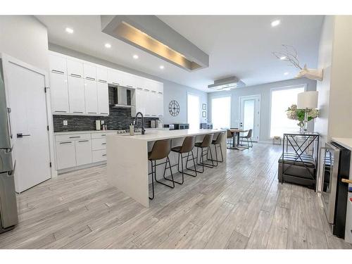 5705 Poplar Lane, Rural Grande Prairie No. 1, County Of, AB - Indoor Photo Showing Kitchen With Upgraded Kitchen