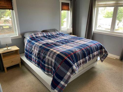 4801 45 Avenue, Spirit River, AB - Indoor Photo Showing Bedroom