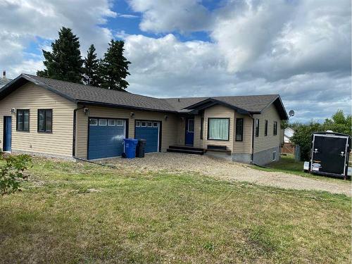 4801 45 Avenue, Spirit River, AB - Outdoor