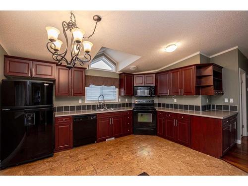 8802 89 Avenue, Grande Prairie, AB - Indoor Photo Showing Kitchen