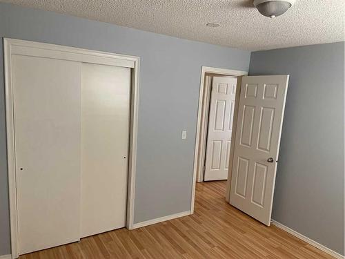 10618, 10620 101 Street, Peace River, AB - Indoor Photo Showing Other Room