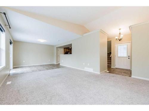 8642 62 Avenue, Grande Prairie, AB - Indoor Photo Showing Other Room