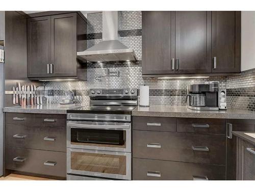 7749 Oxford Road, Rural Grande Prairie No. 1, County Of, AB - Indoor Photo Showing Kitchen With Upgraded Kitchen