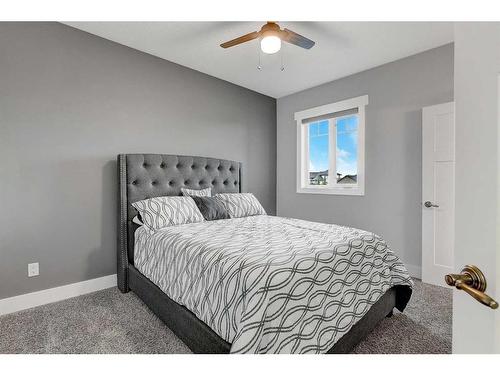 7749 Oxford Road, Rural Grande Prairie No. 1, County Of, AB - Indoor Photo Showing Bedroom