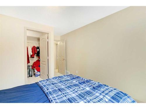 9510 91 Street, Grande Prairie, AB - Indoor Photo Showing Bedroom