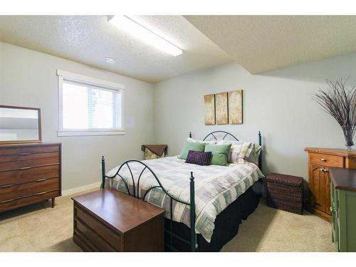 15716 103 Street, Rural Grande Prairie No. 1, County Of, AB - Indoor Photo Showing Bedroom