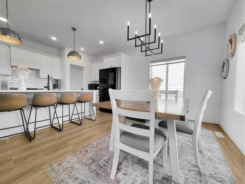 11424 107 Avenue, Grande Prairie, AB - Indoor Photo Showing Dining Room