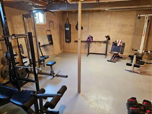 10506 98 Avenue, Grande Cache, AB - Indoor Photo Showing Gym Room