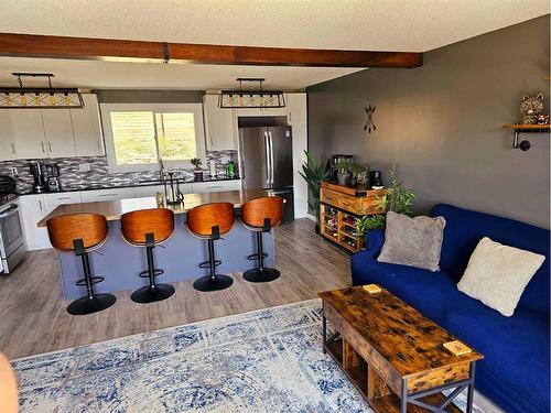 10506 98 Avenue, Grande Cache, AB - Indoor Photo Showing Kitchen With Double Sink