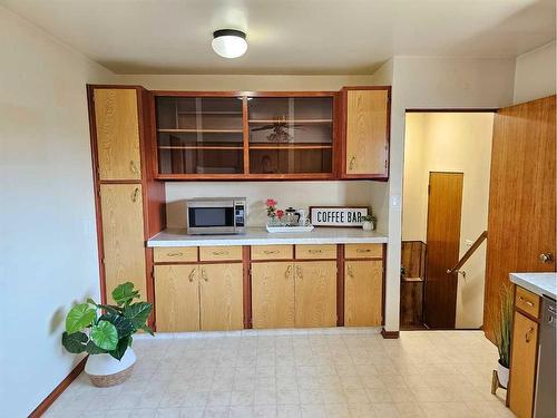 9313 108 Avenue, Grande Prairie, AB - Indoor Photo Showing Kitchen