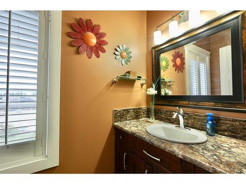 10313 86 Street, Peace River, AB - Indoor Photo Showing Bathroom